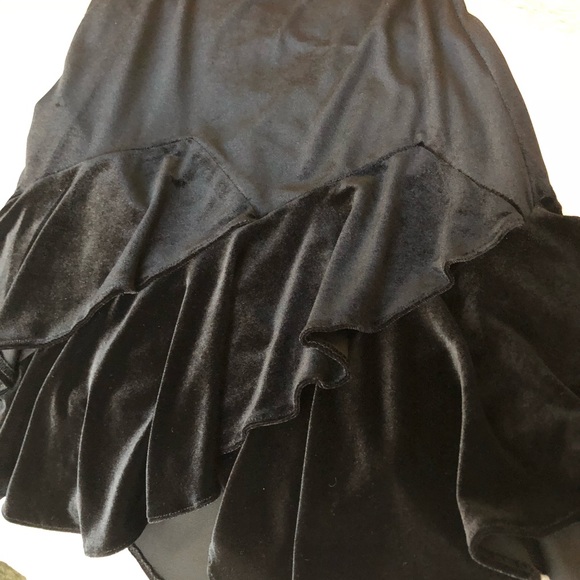 Velour black skirt - Picture 2 of 2